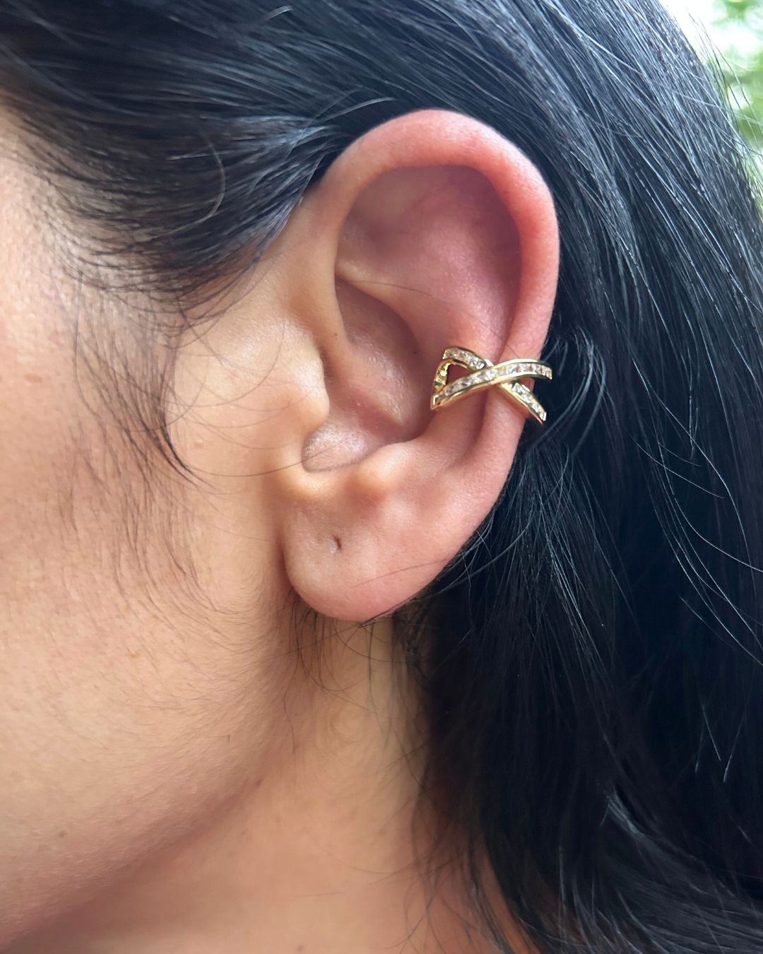 Knot Golden Ear Cuff