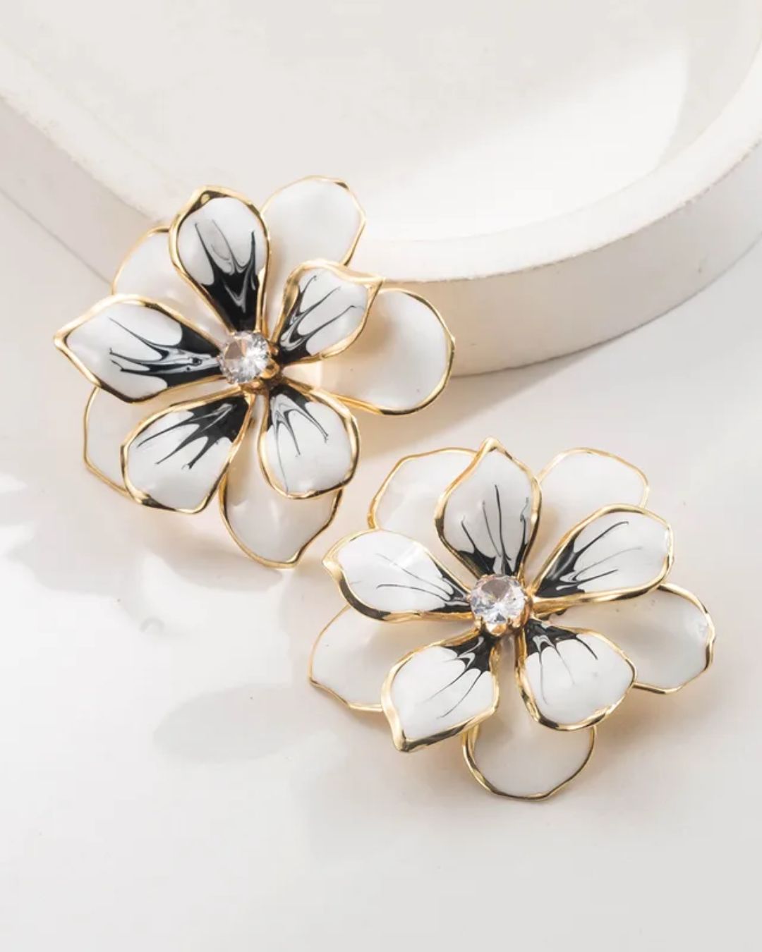 White Flower Enamel Stud Earrings