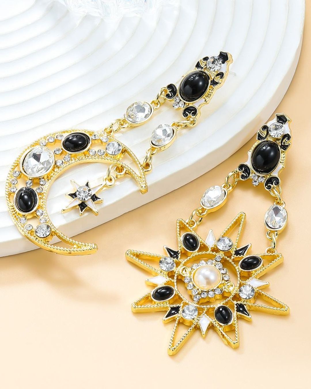 Star Moon AD Mismatched Earring