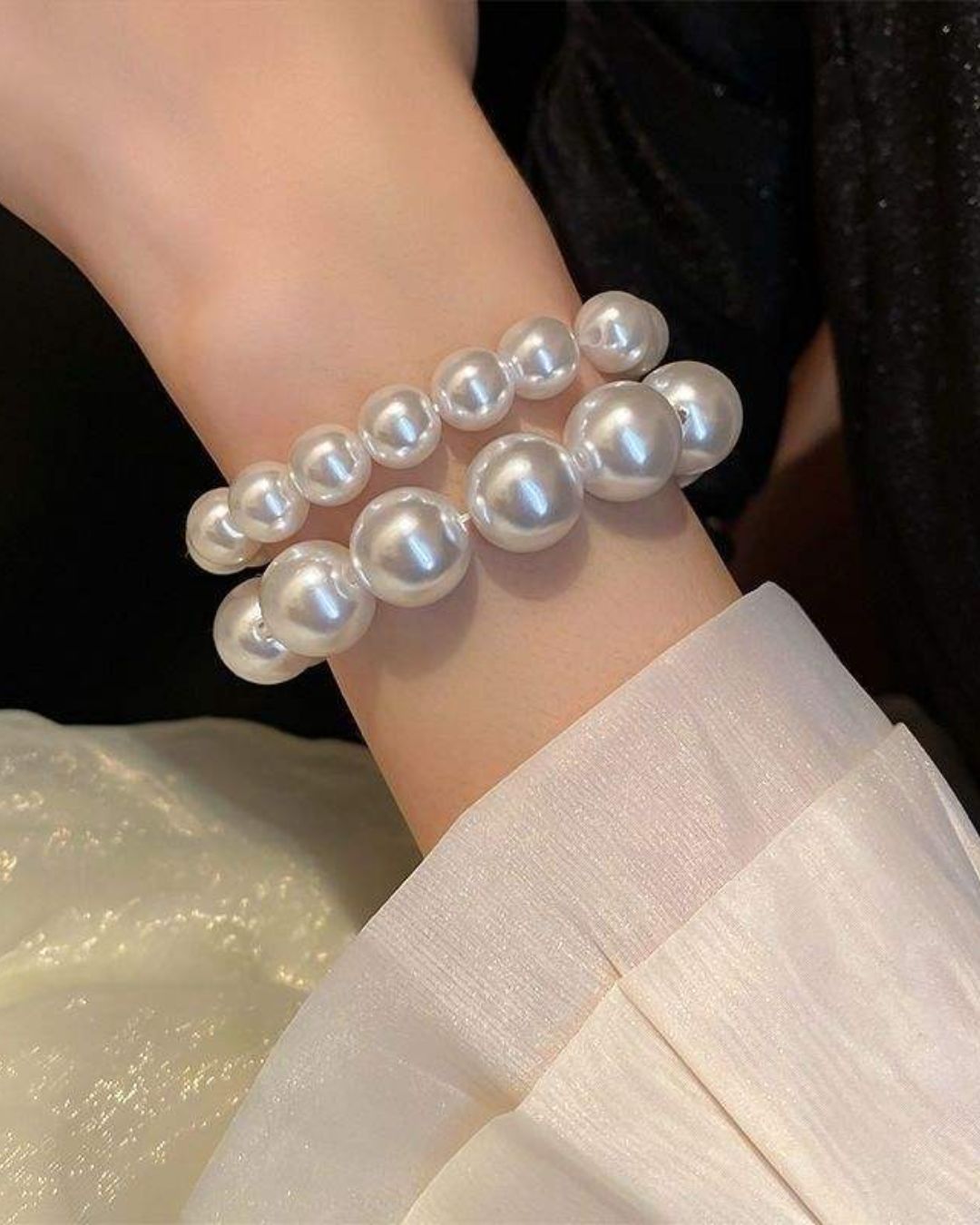 Chic Pearl Ball Statement Bracelet - Small