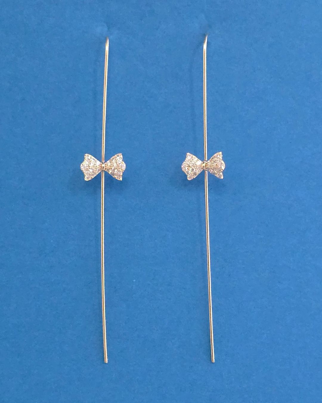Golden Bow Ear Cuff