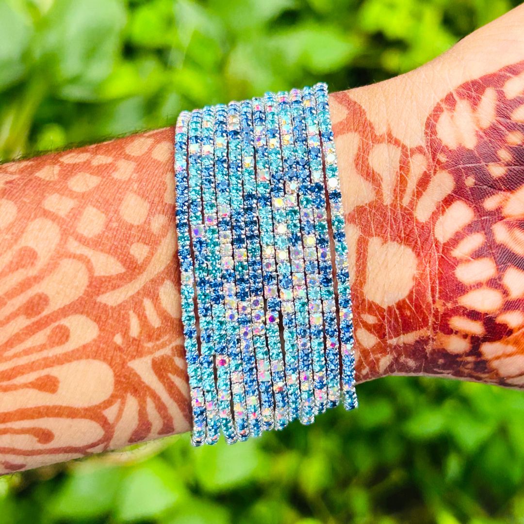 Stretchable Navy Blue & Turquoise Bracelet