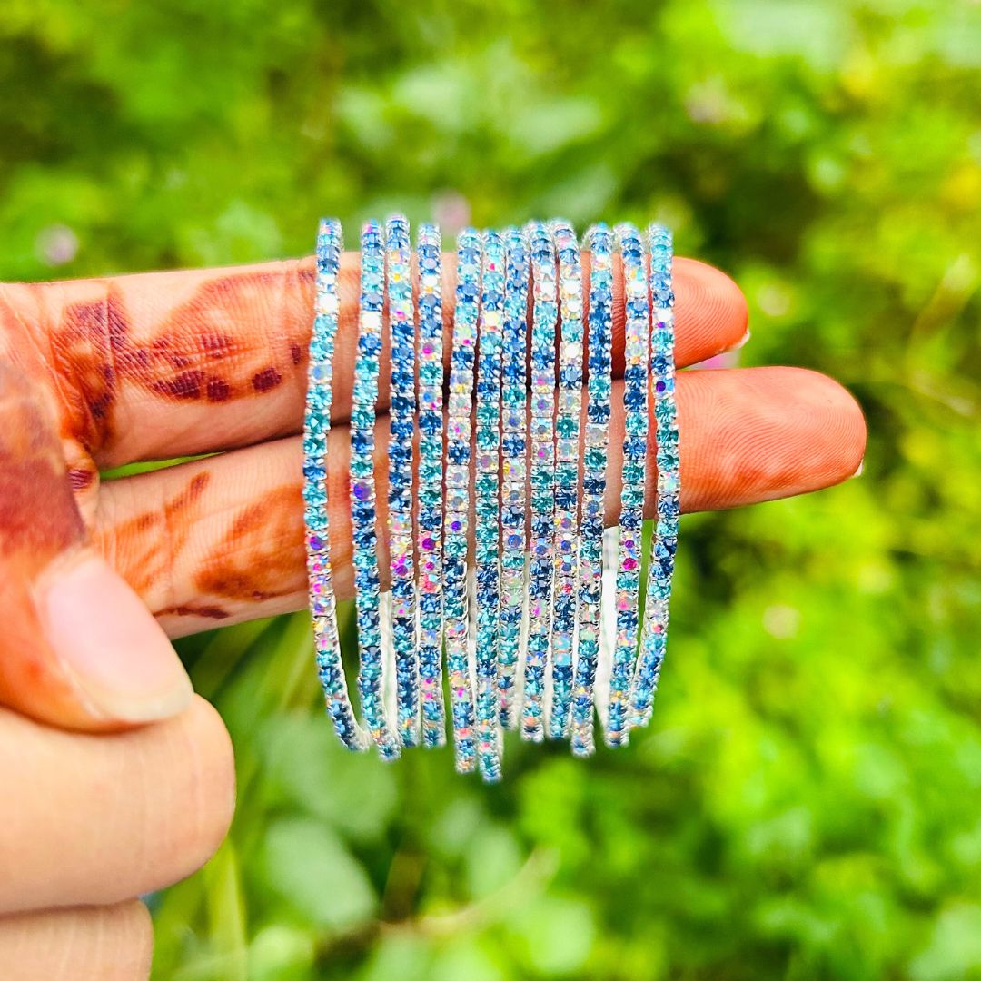 Stretchable Navy Blue & Turquoise Bracelet
