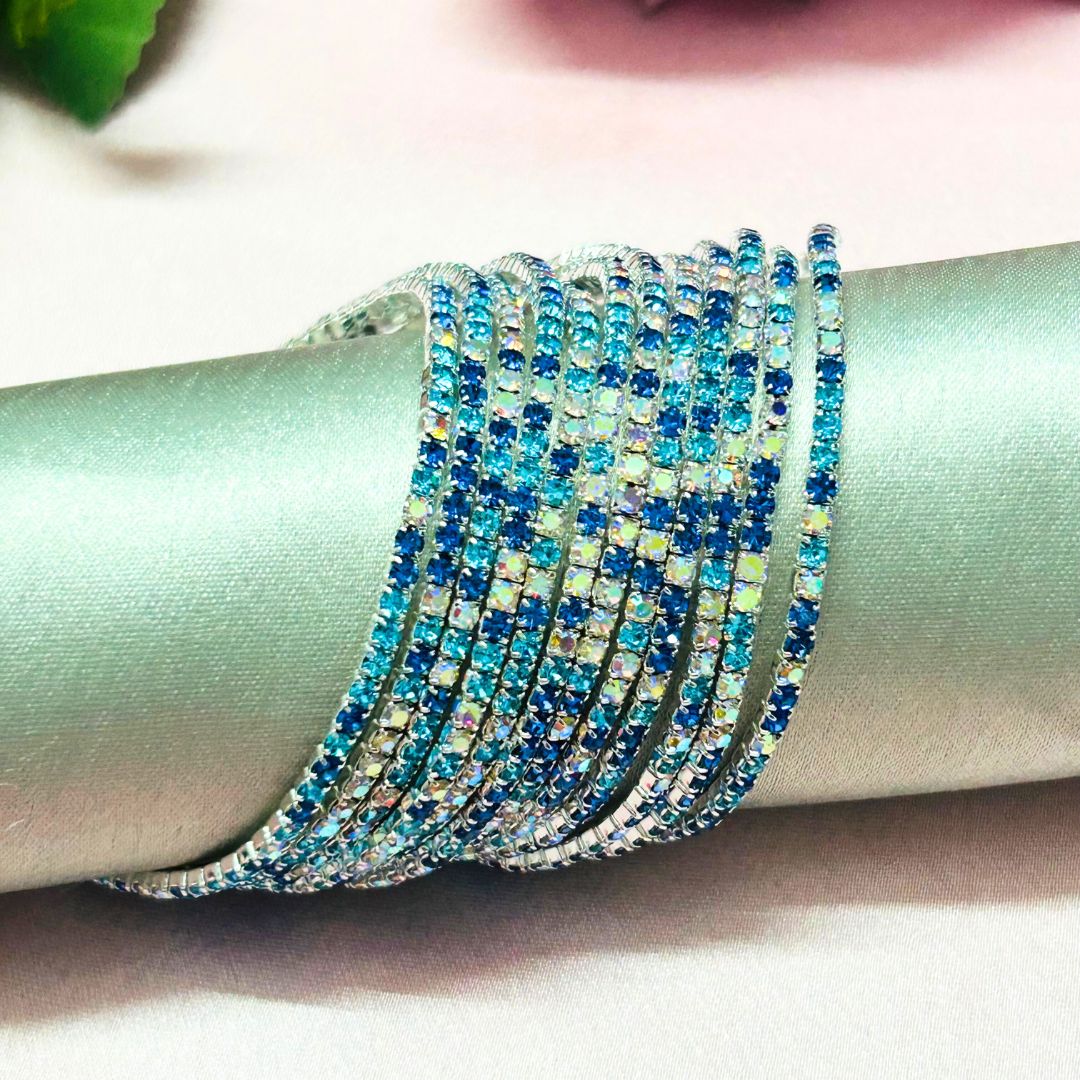 Stretchable Navy Blue & Turquoise Bracelet