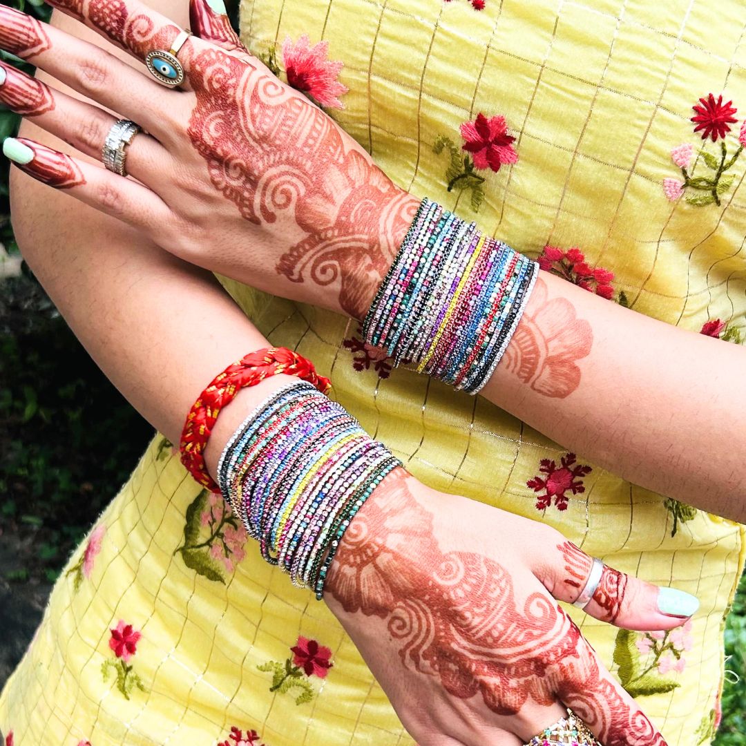 Stretchable Multicolour Bracelet - Pack of 24