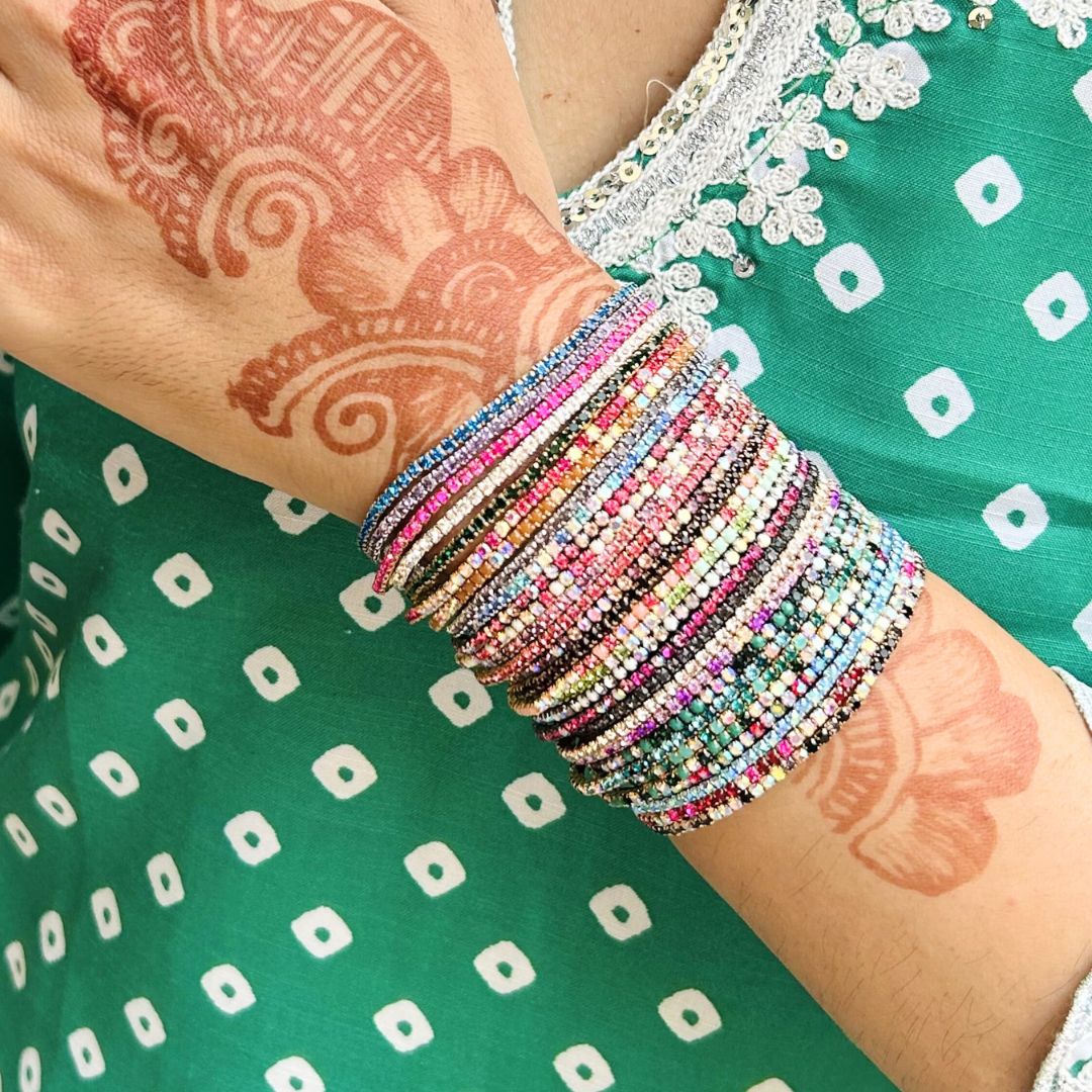 Stretchable Multicolour Bracelet - Pack of 30