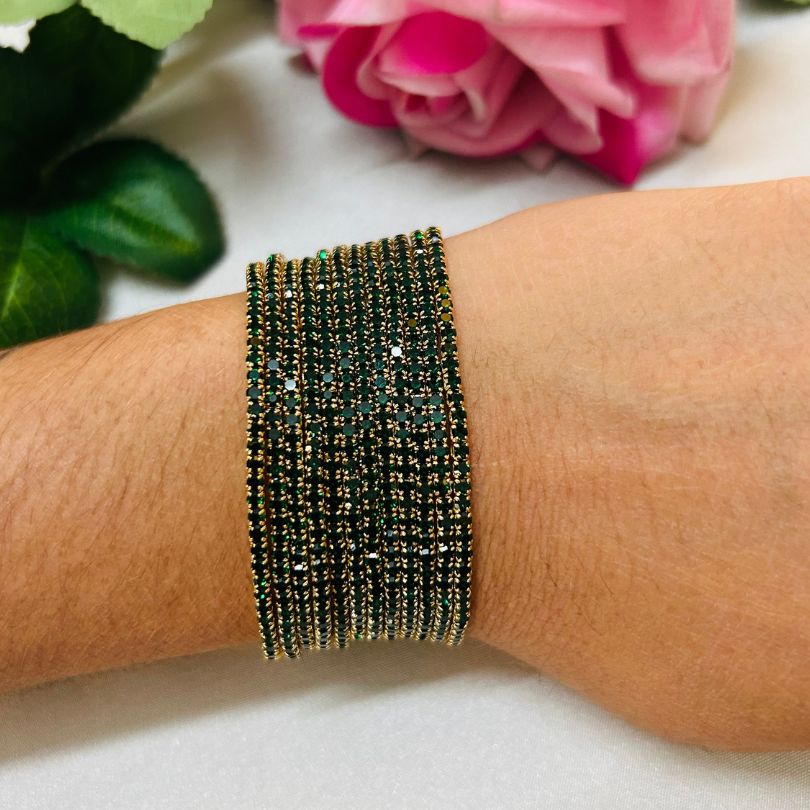 Stretchable Green Bracelet - Pack of 12