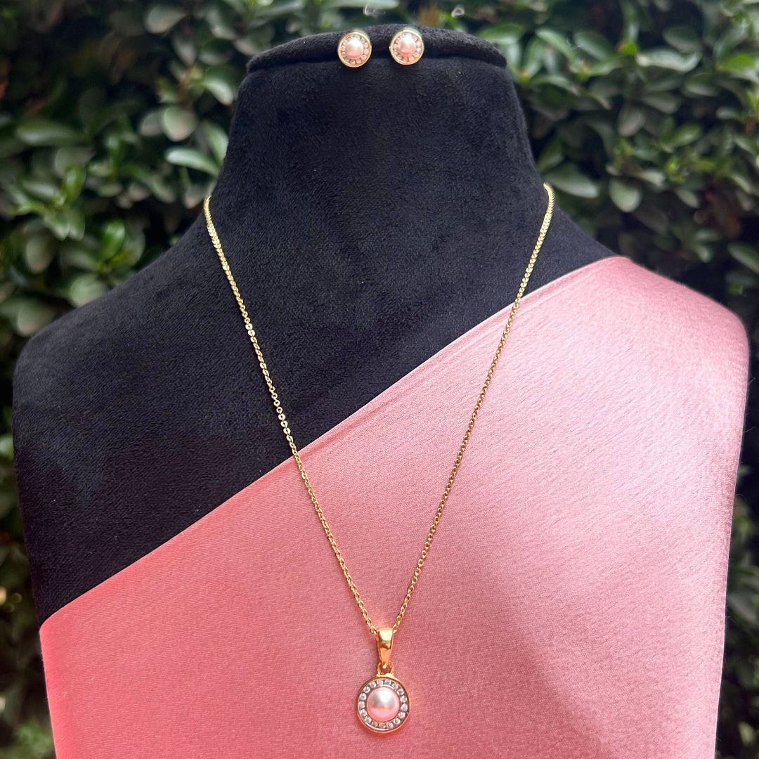 18K Gold Plated Pearl American Diamond Pendant Set