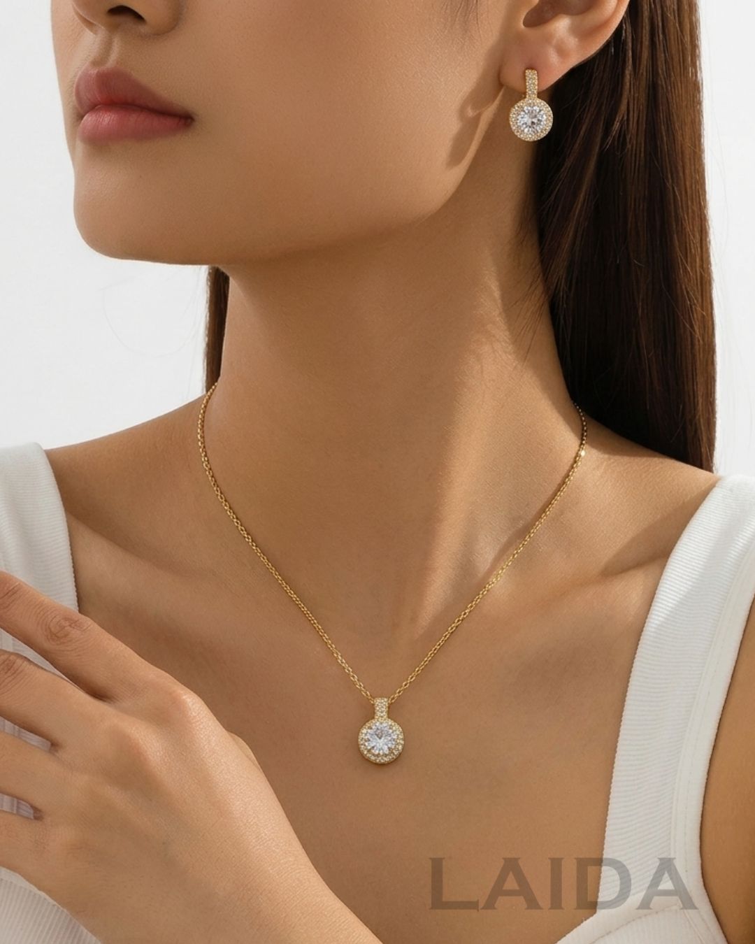 Golden Crystal Shiny Pendant Set