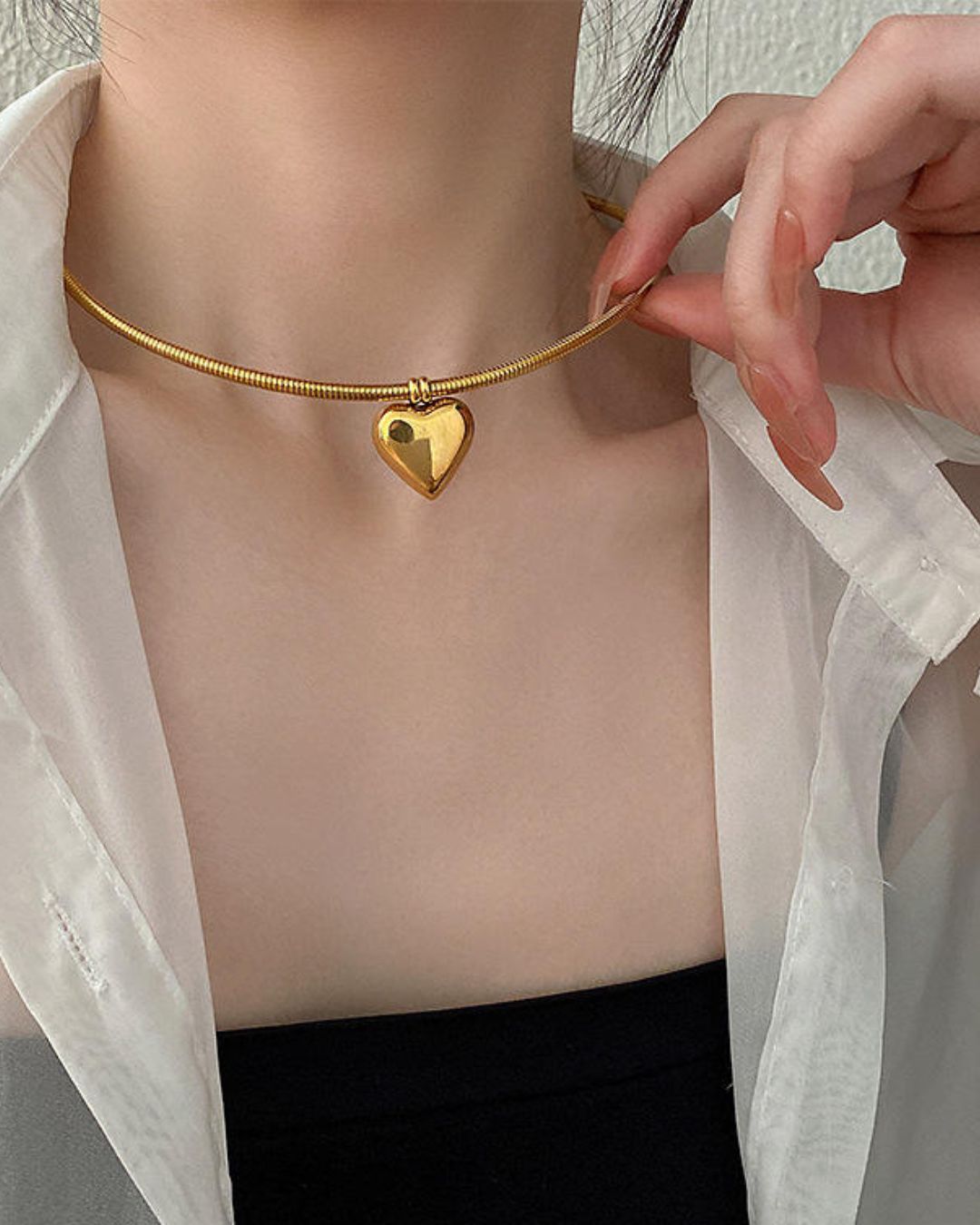 Golden Heart Charm Choker Necklace