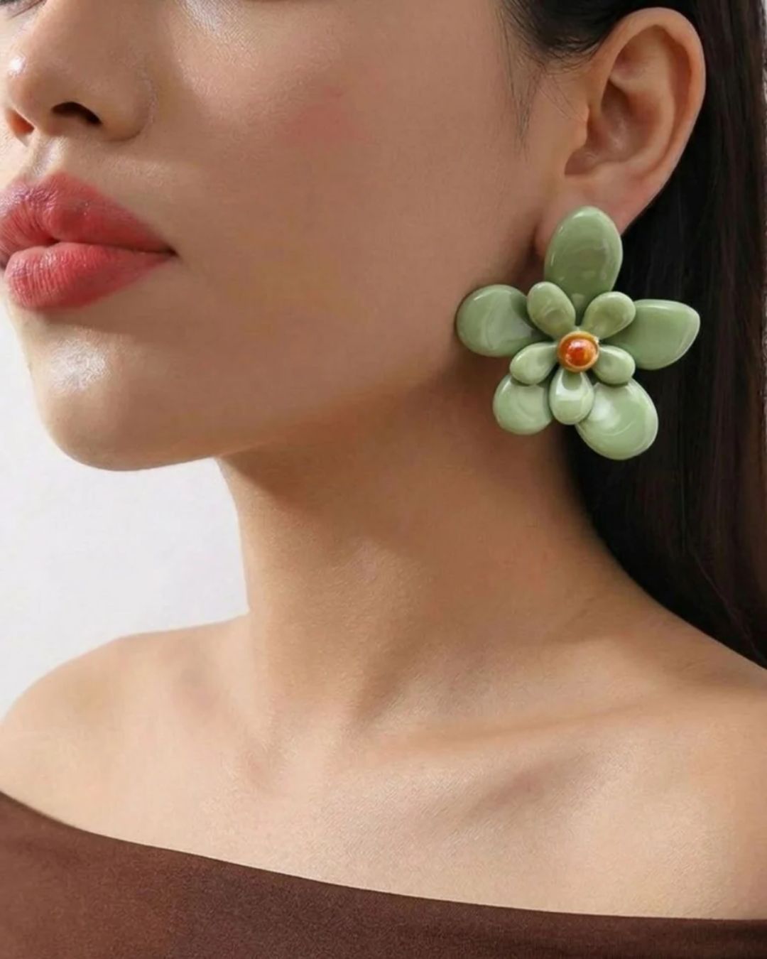 Green Acrylic Layer Flower Stud Earrings