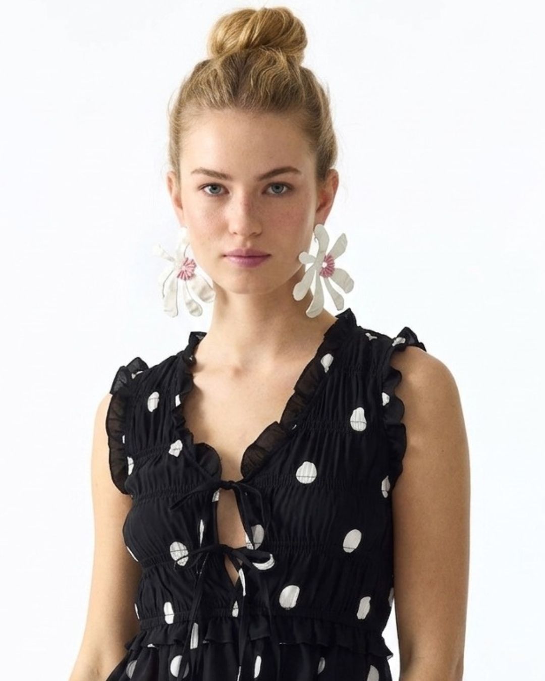 White Petal Beaded Flower Stud Earrings