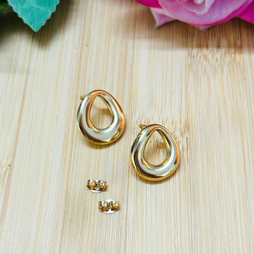 Hollow Oval Golden Stud Earrings