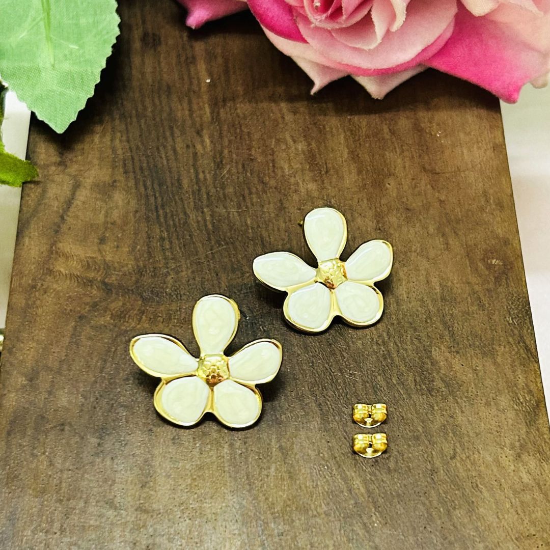 Floral White Stud Earrings