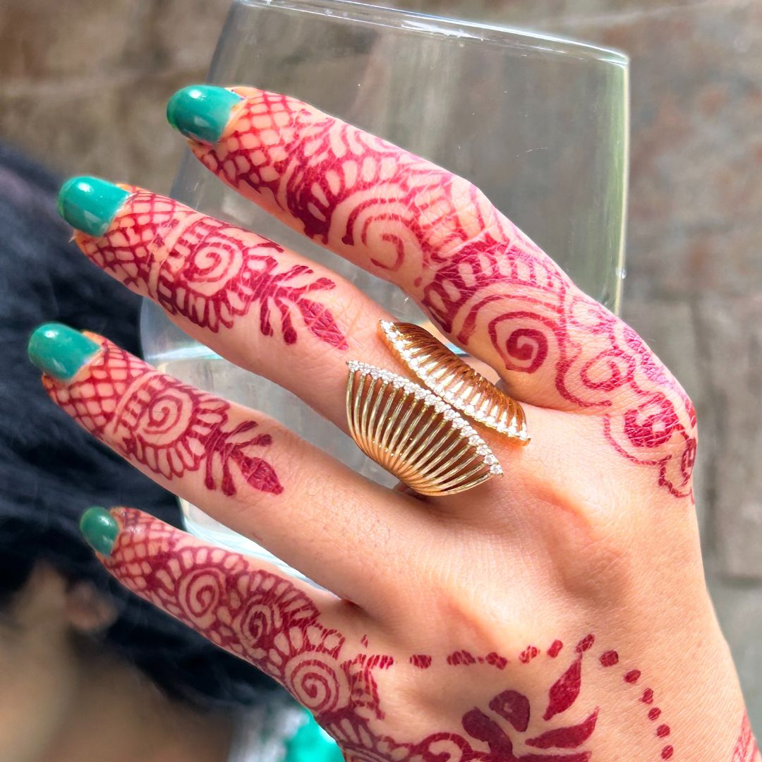 Folding Fab Golden AD Finger Ring