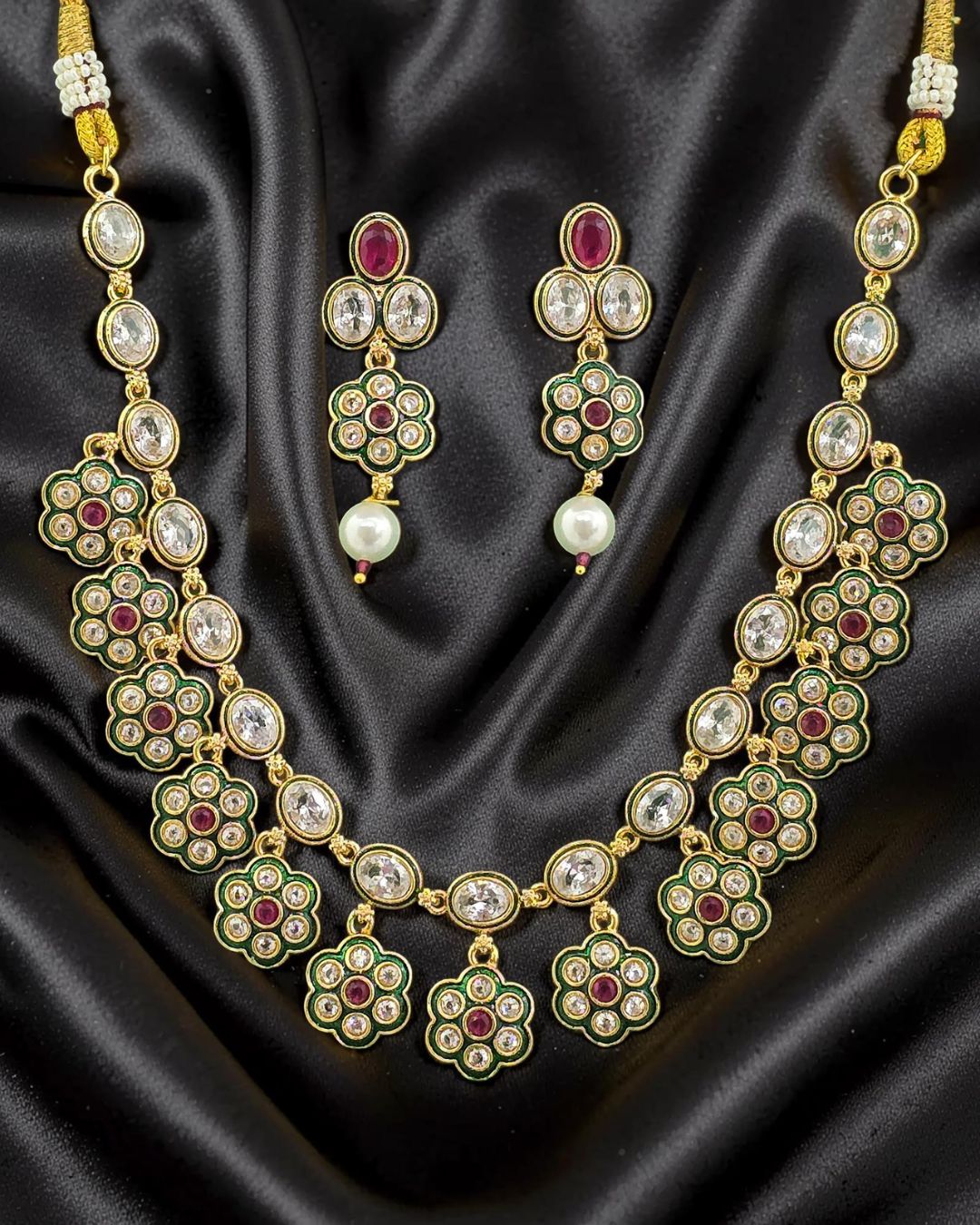 Suvarna Golden Kundan Necklace Set
