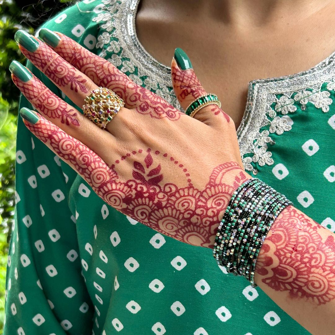 Stretchable Dark Green Rhodium-Plated Bracelet - Pack of 12