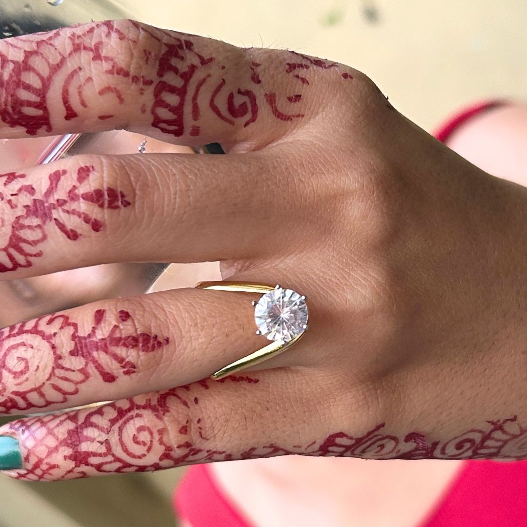 Solitarie V Shape Finger Ring