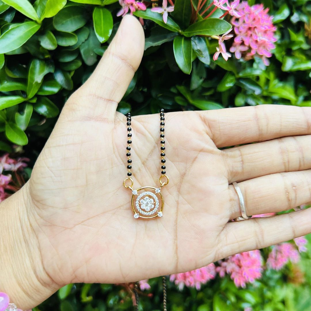 Vrishti Solitaire American Mangalsutra Set