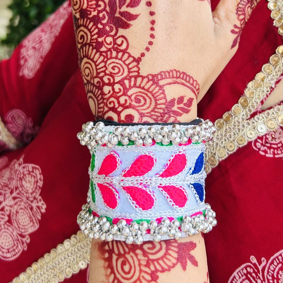 Navratri Special Premium Thread Ghungroo Bracelet/Kada
