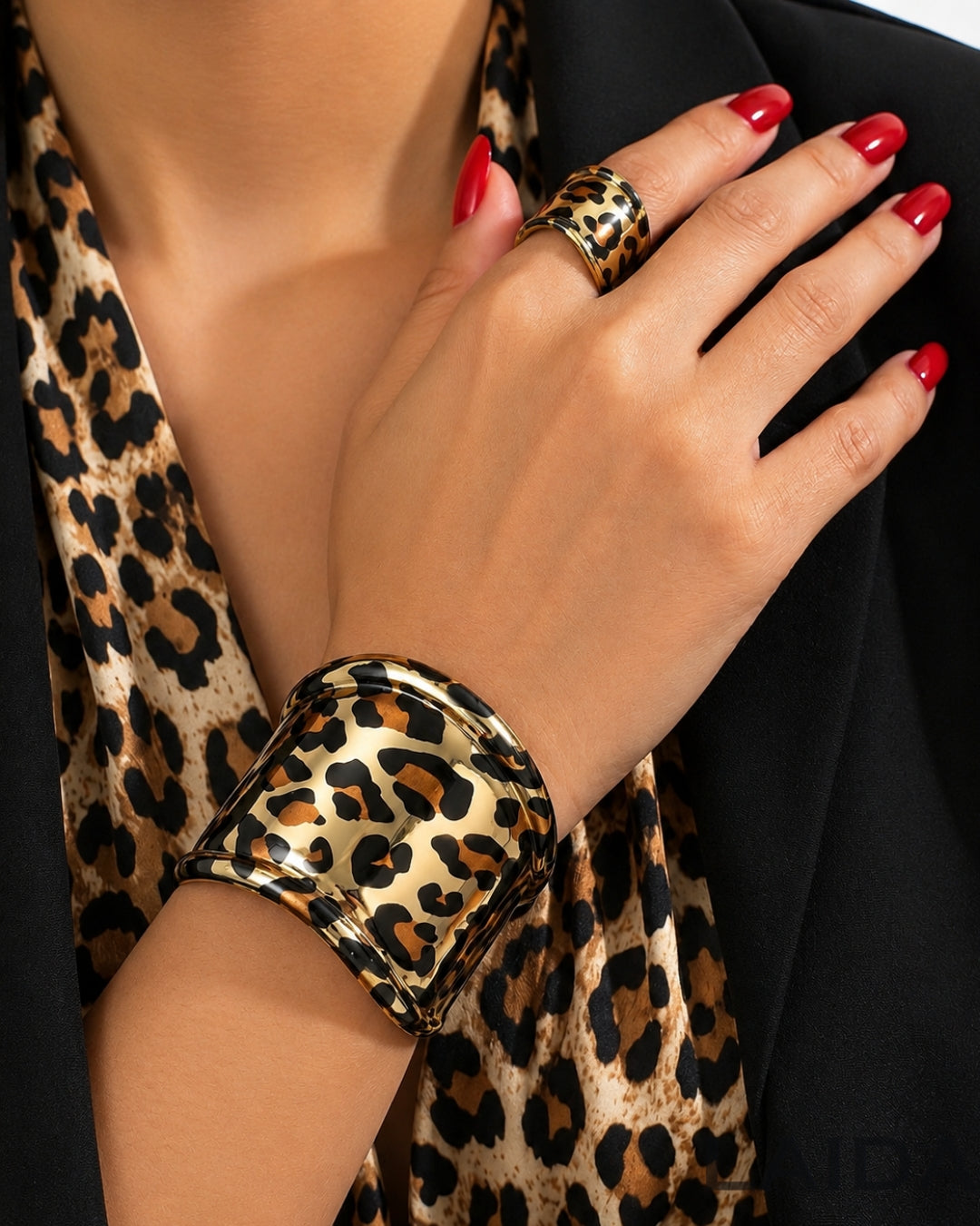 Animal Print Gold - Plated Handcuff with finger-ring