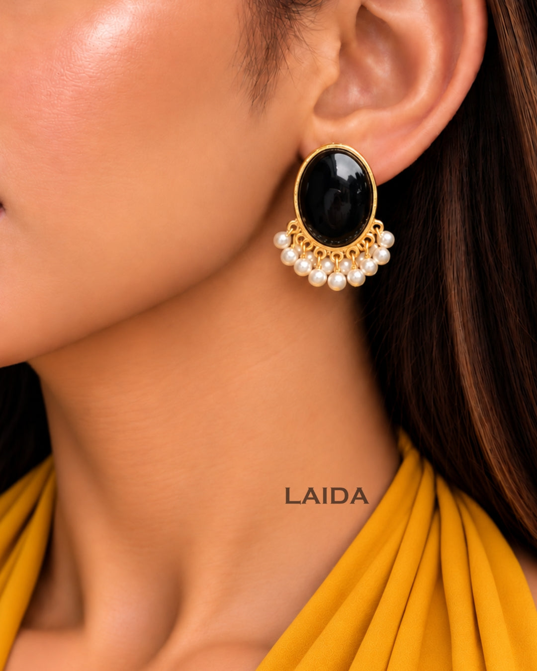 Black Oval Pearl Stud Earrings