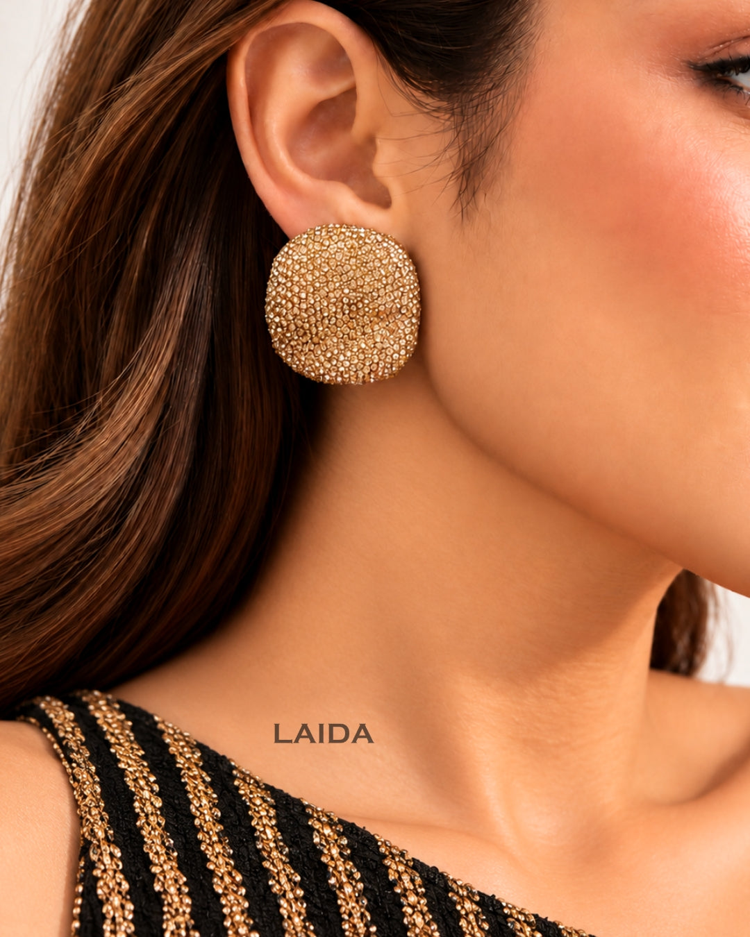 Bling Blogger Golden Stud Earrings - Small