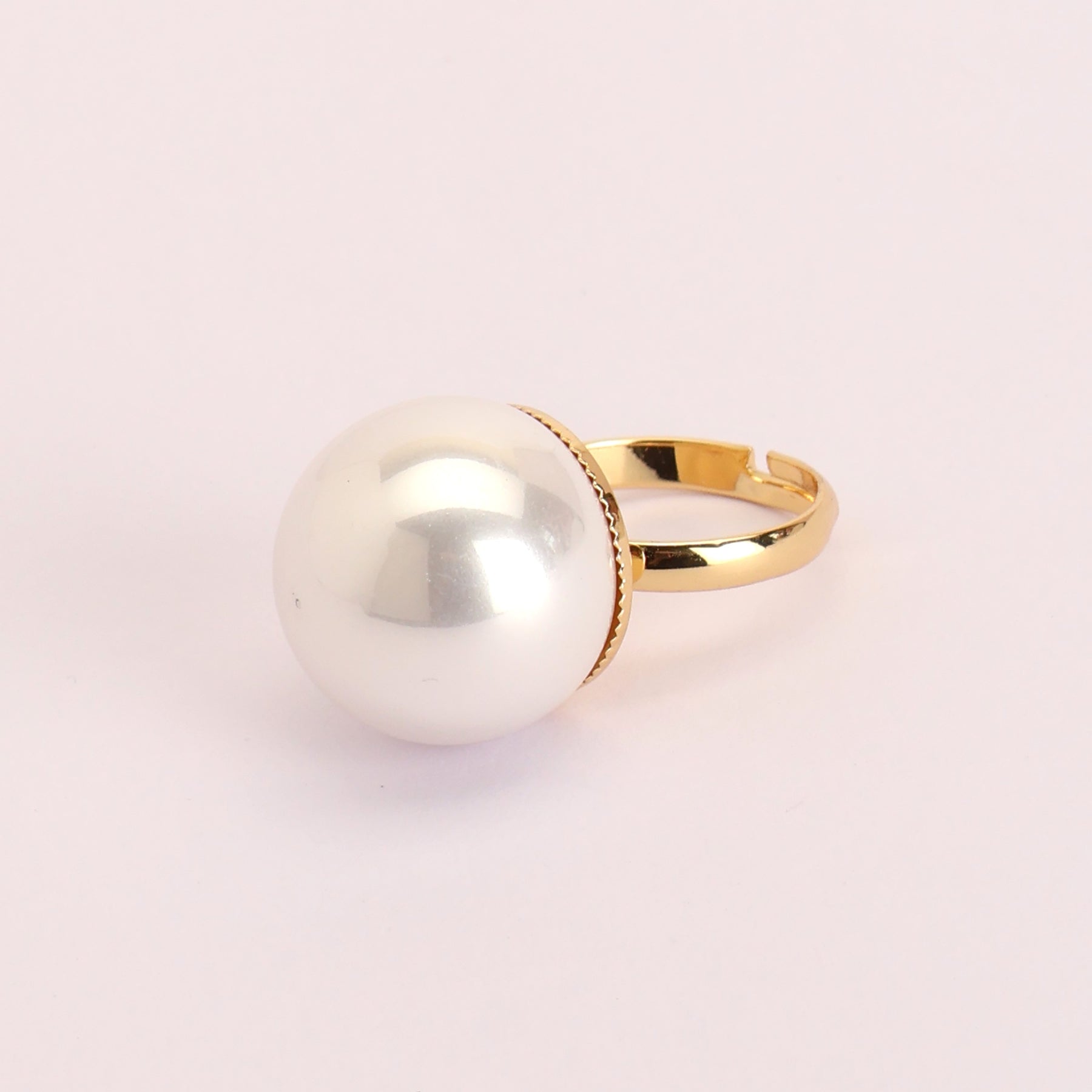 CHIC Pearl Ball Finger Ring - 20 mm - 25 mm