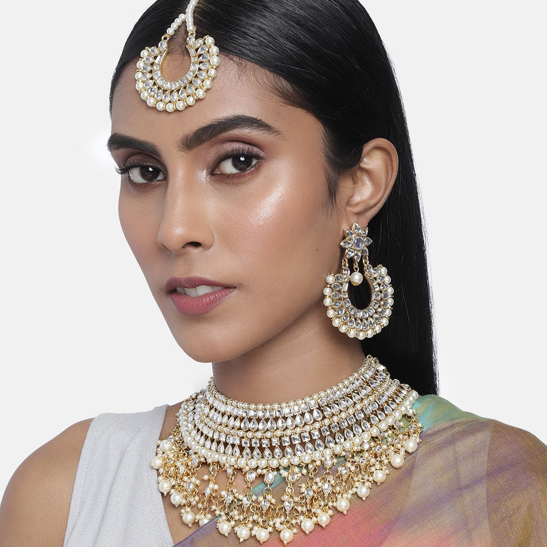 Laida Off-White Gold-Plated Kundan Handcrafted Embellished Jewellery Set