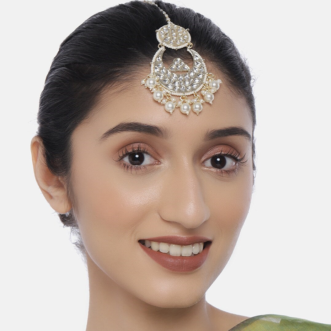 Laida Gold-Plated Handcrafted Kundan & Pearl Maang Tikka