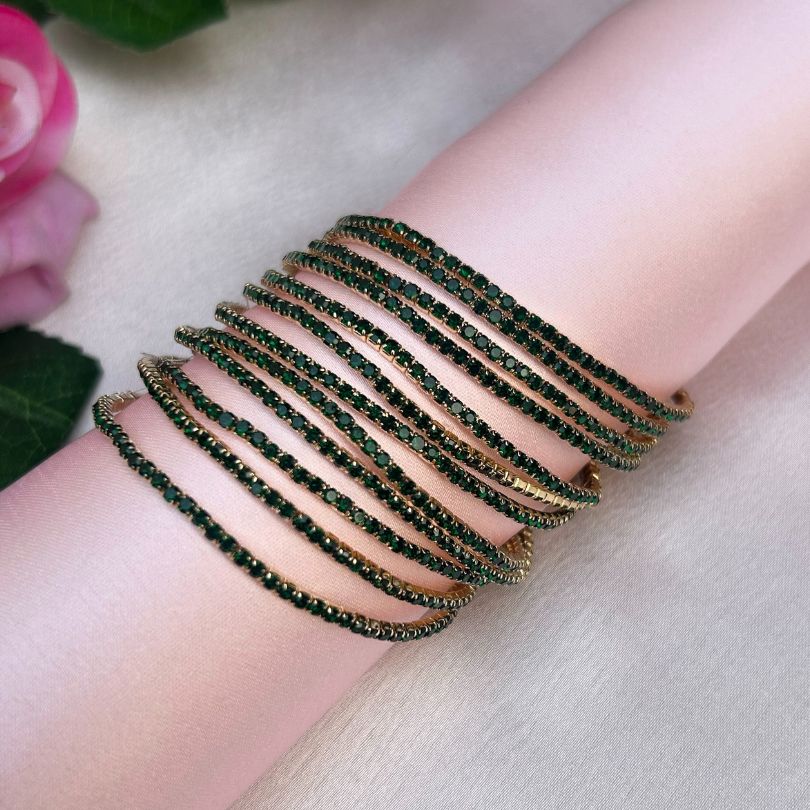 Stretchable Green Bracelet - Pack of 12