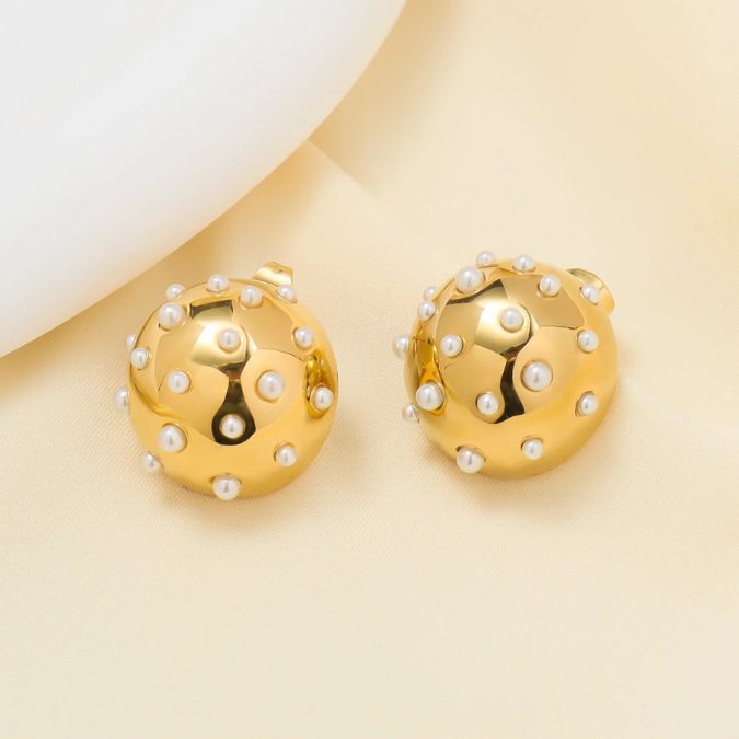 Laurent Pearl Stud Earring