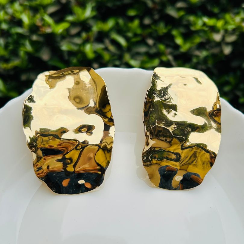 Smooth Leaf Earring