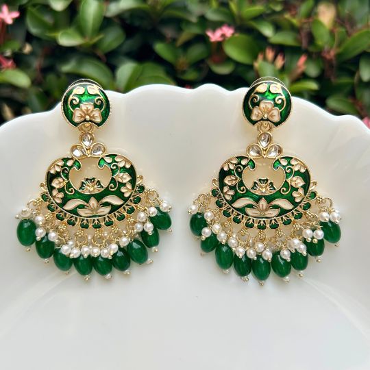 Iqra Green Chandbalis