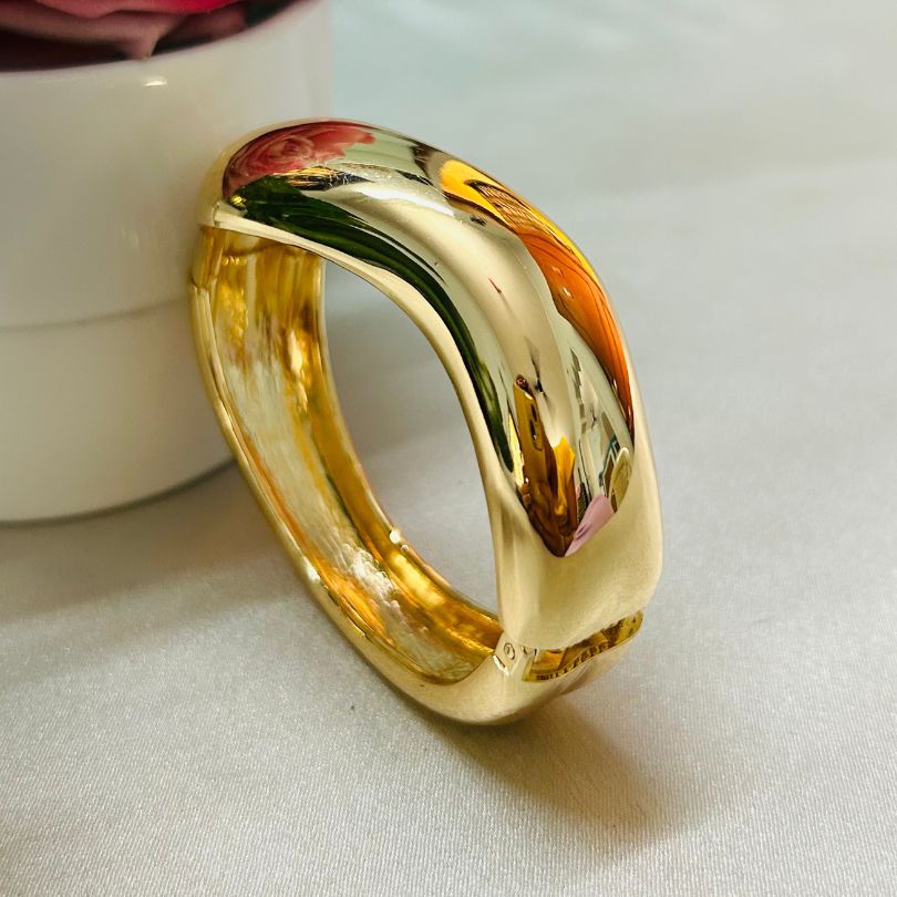 Shiny Spiral Openable Kada