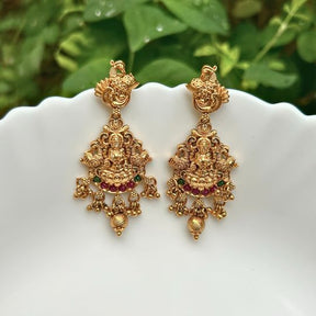 Jayalaxmi Antique Golden necklace set