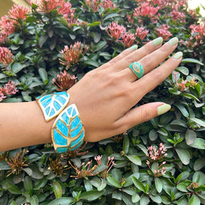 Turquoise Leaf Shaped Bracelet