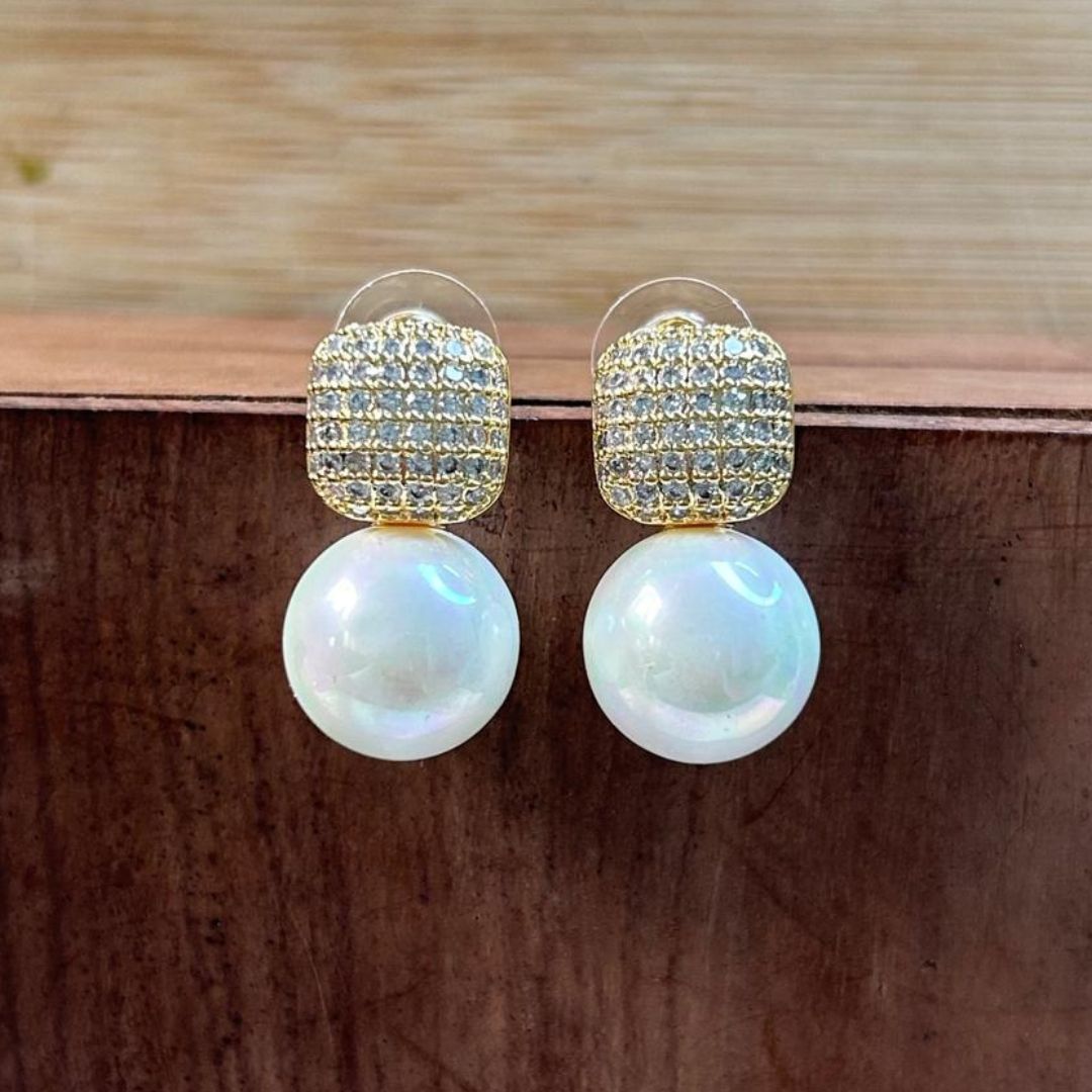 Lucent Pearl AD Stud Earrings