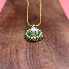 Mritali Green Pendant Set