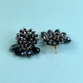 Zev Black Studs