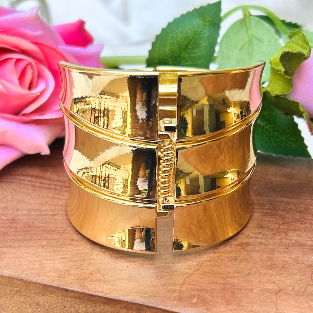 Layered Golden Bracelet