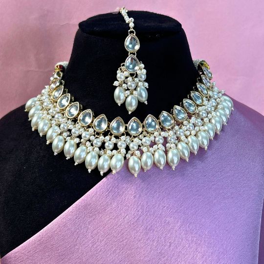 Ira Kundan Necklace Set