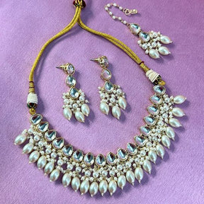 Ira Kundan Necklace Set