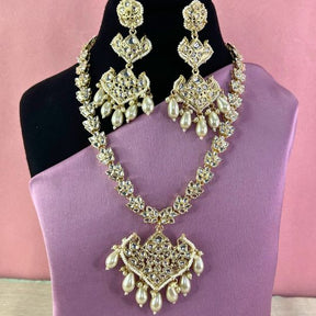 Hitha Kundan NecklaceHitha Set