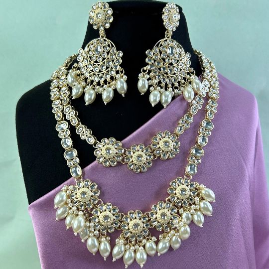 Grishma Kundan Necklace Set