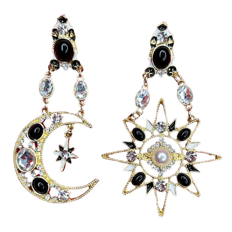 Star Moon AD Mismatched Earring