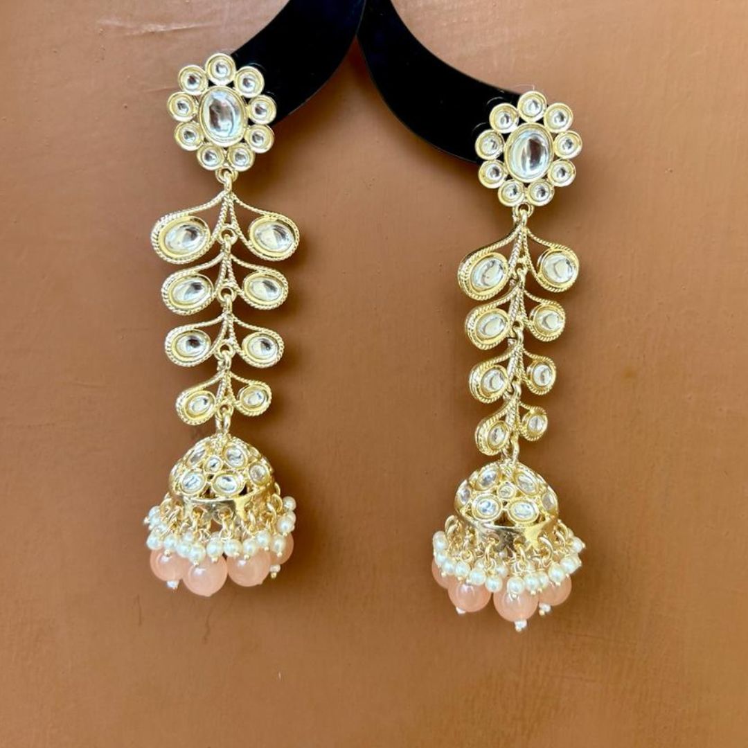 Vidya Gold Earrings
