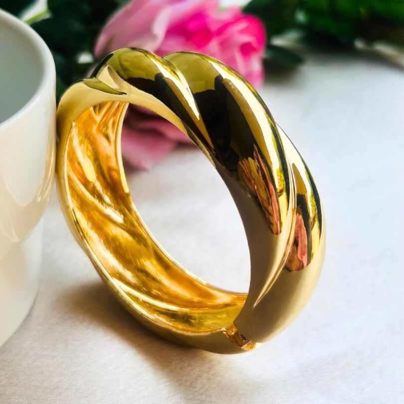 Knotted Golden Openable Kada/Cuff