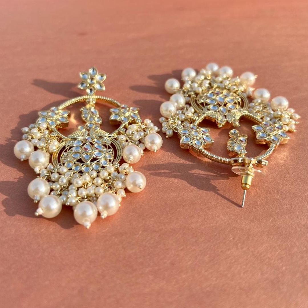 Niyati Gold Earrings