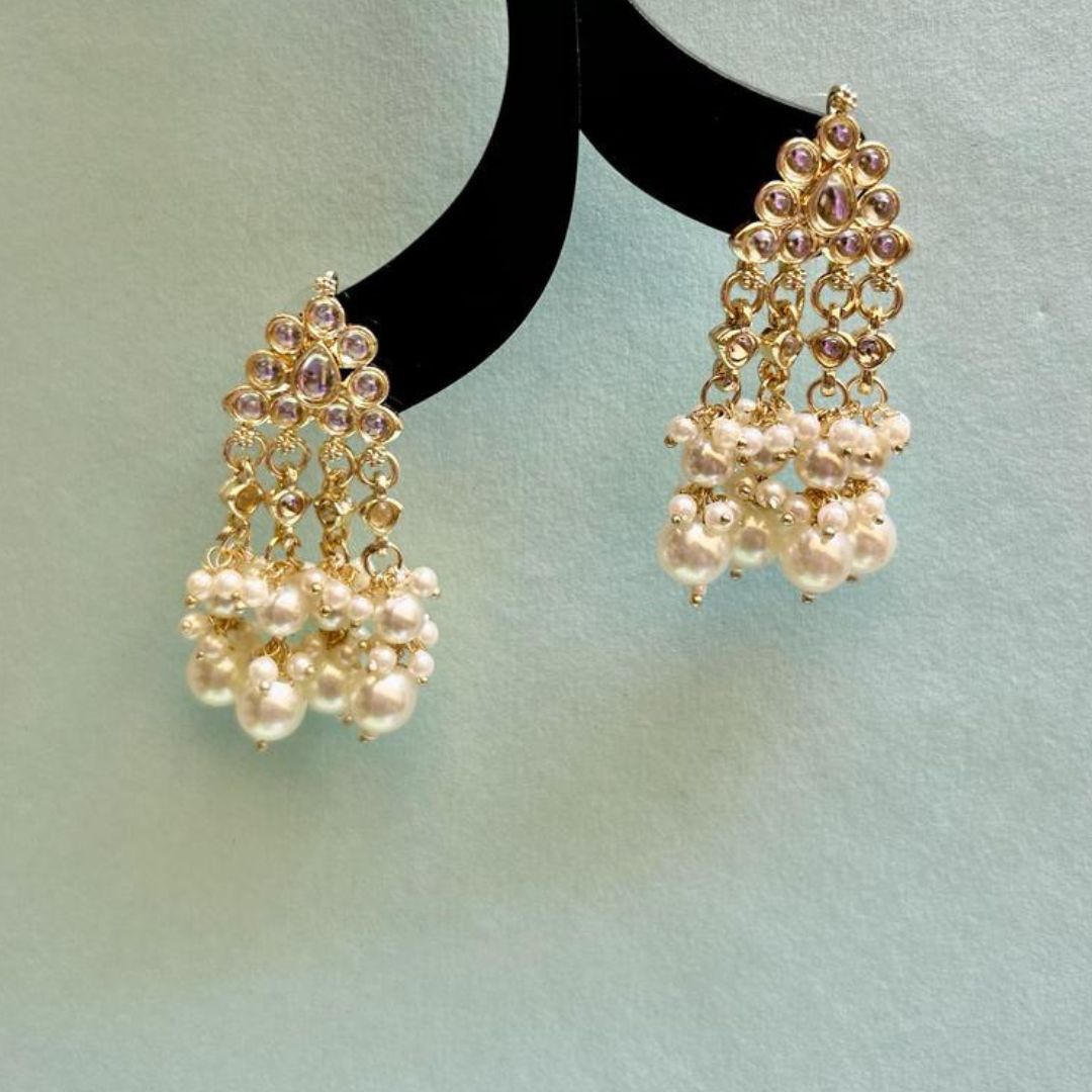 Soha Gold Earrings